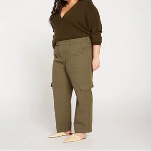 NWT Universal Standard Karlee Cargo Pant S(14-16)